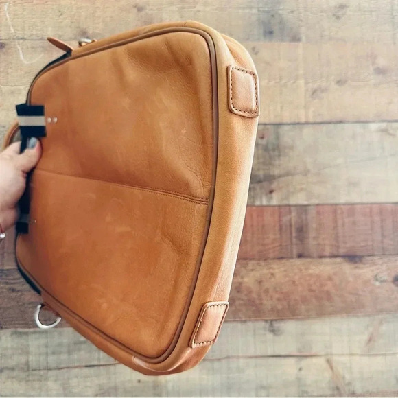 Jack By Jill E Designs Lenox 15” Leather Laptop/Ipad Portfolio. - Picture 3 of 7